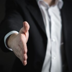 10 Sales Skills Every High-Performing Salesperson Needs